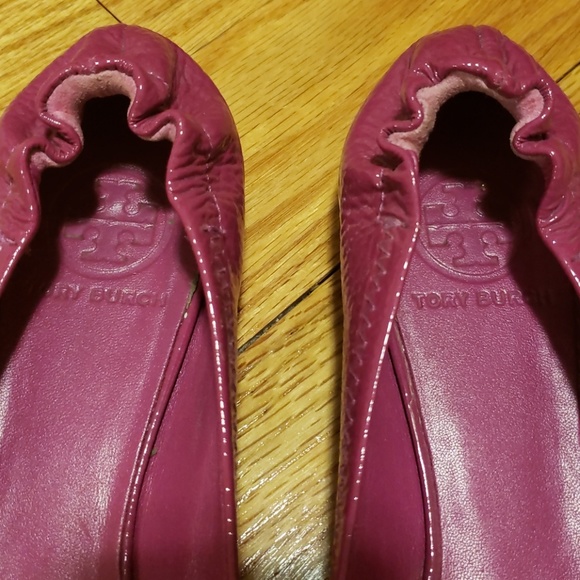 Magenta Tory Burch Flats - Size 8 - Picture 3 of 4